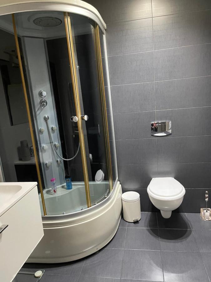 Apartament Rodzinny Ostrowiec Sw Островец-Свентокшиский Экстерьер фото