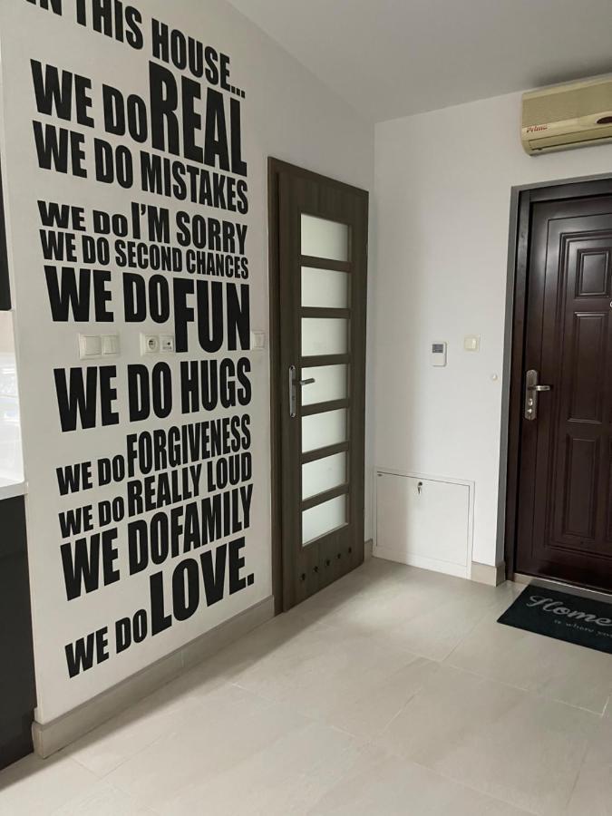 Apartament Rodzinny Ostrowiec Sw Островец-Свентокшиский Экстерьер фото